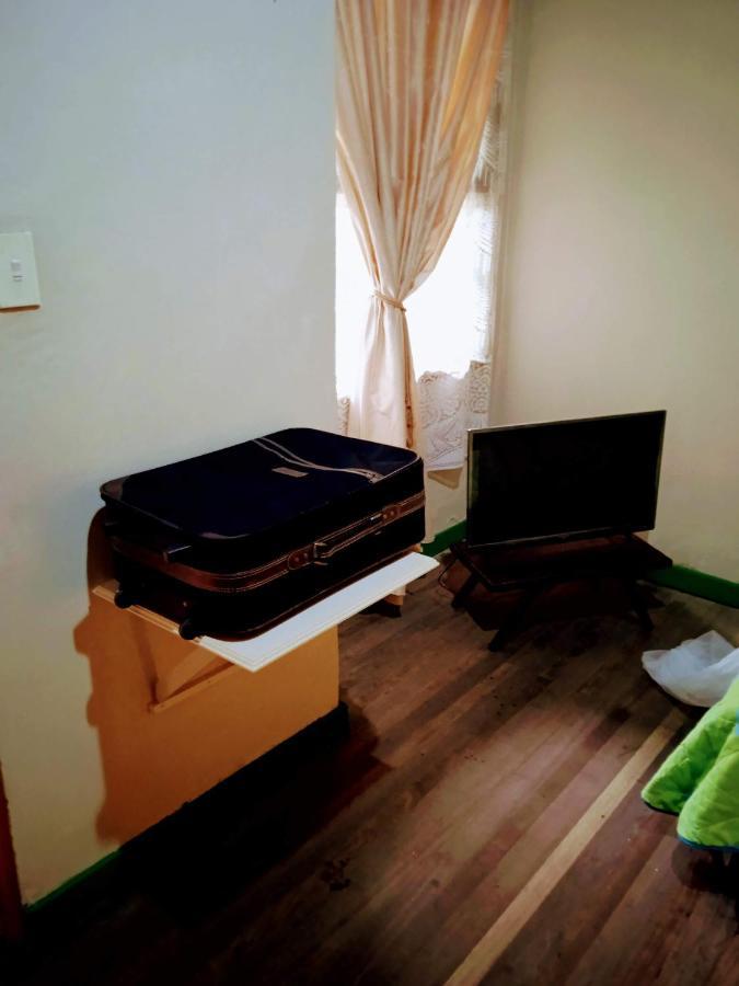 Casa Luna -Estrategica Ubicacion- Medellin Bagian luar foto