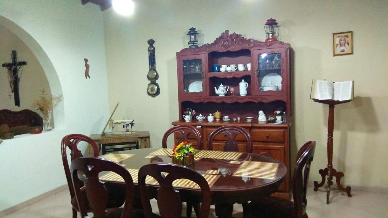 Casa Luna -Estrategica Ubicacion- Medellin Bagian luar foto
